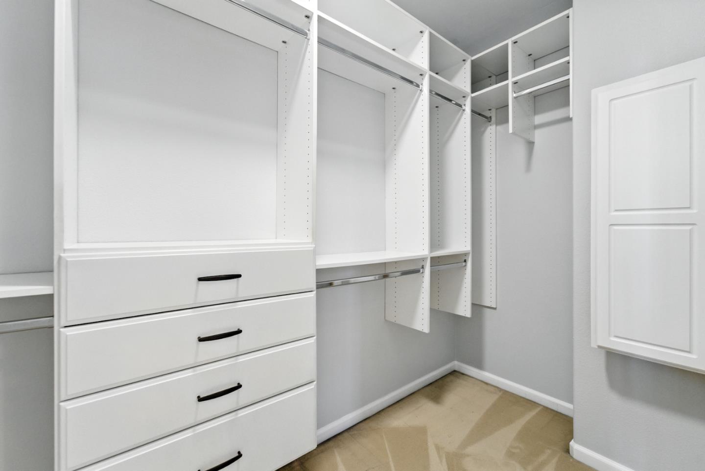Detail Gallery Image 15 of 30 For 511 Villa Centre Way, San Jose,  CA 95128 - 3 Beds | 2/1 Baths