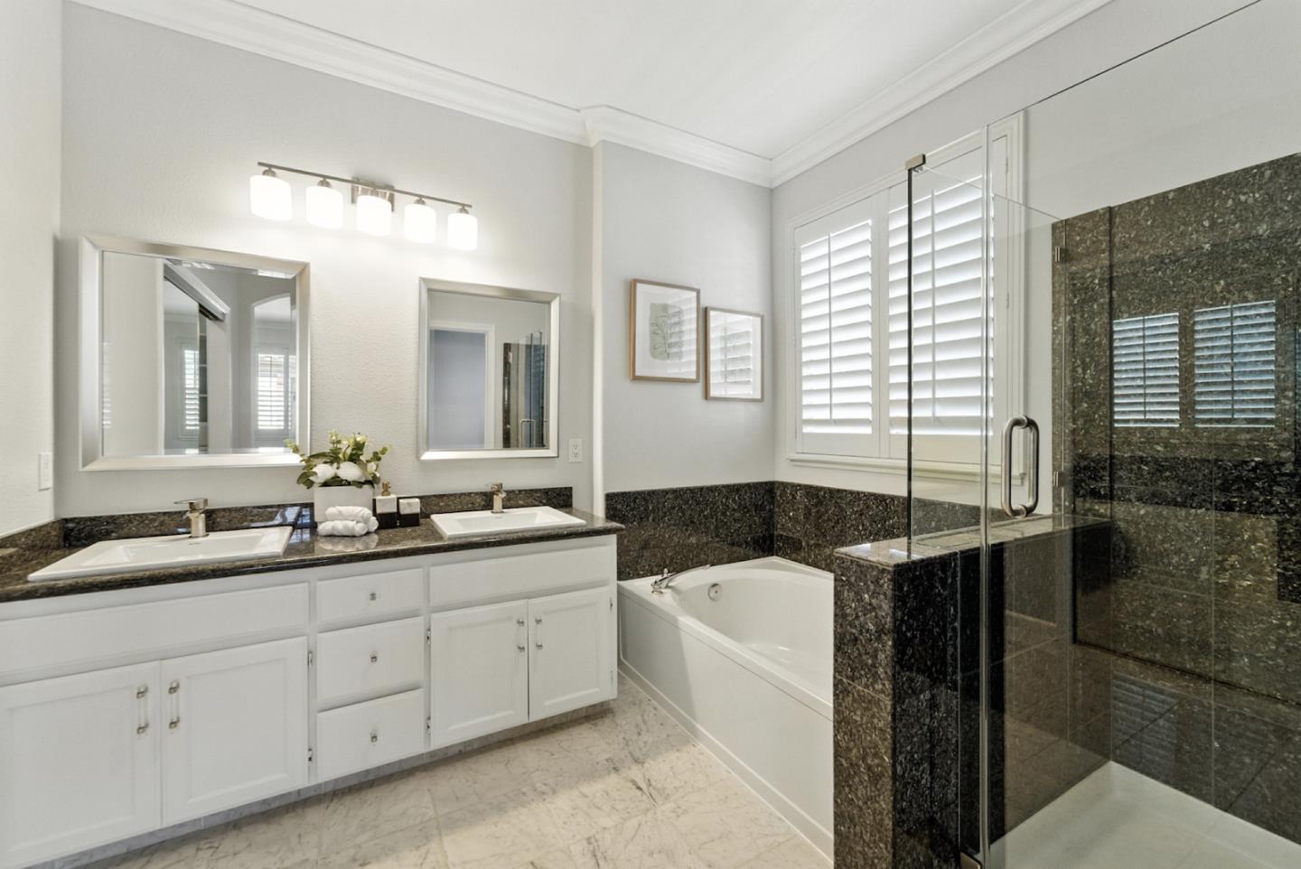 Detail Gallery Image 16 of 30 For 511 Villa Centre Way, San Jose,  CA 95128 - 3 Beds | 2/1 Baths
