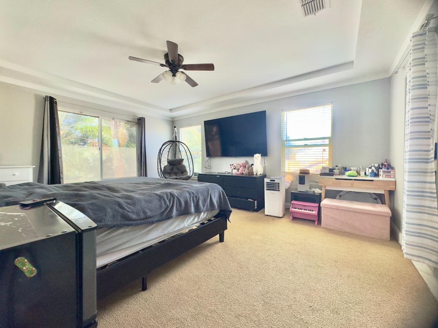 Detail Gallery Image 27 of 35 For 9562 E Park Dr, Elk Grove,  CA 95624 - 4 Beds | 2/1 Baths