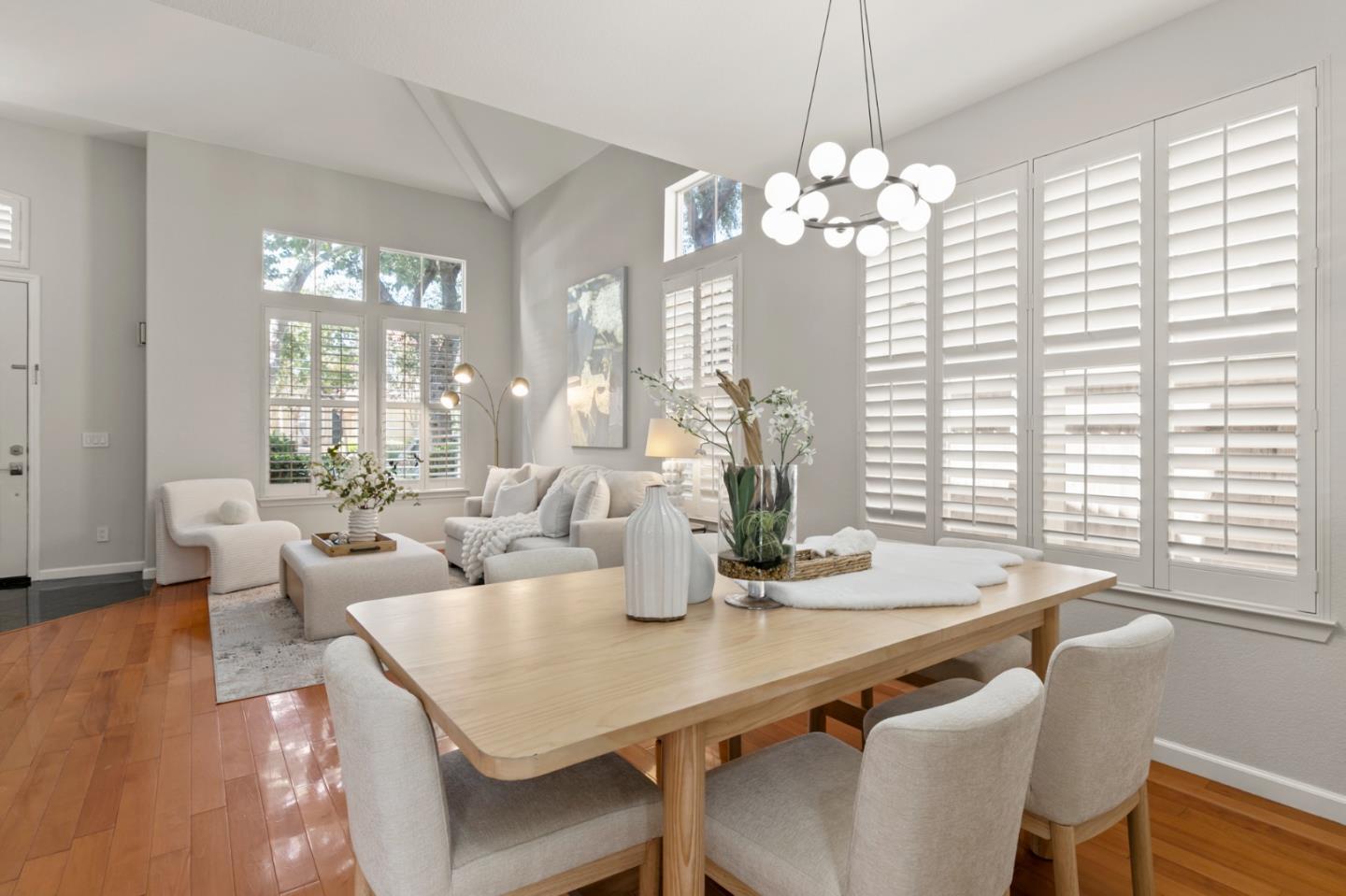 Detail Gallery Image 6 of 32 For 5813 Chambertin Dr, San Jose,  CA 95118 - 3 Beds | 2/1 Baths