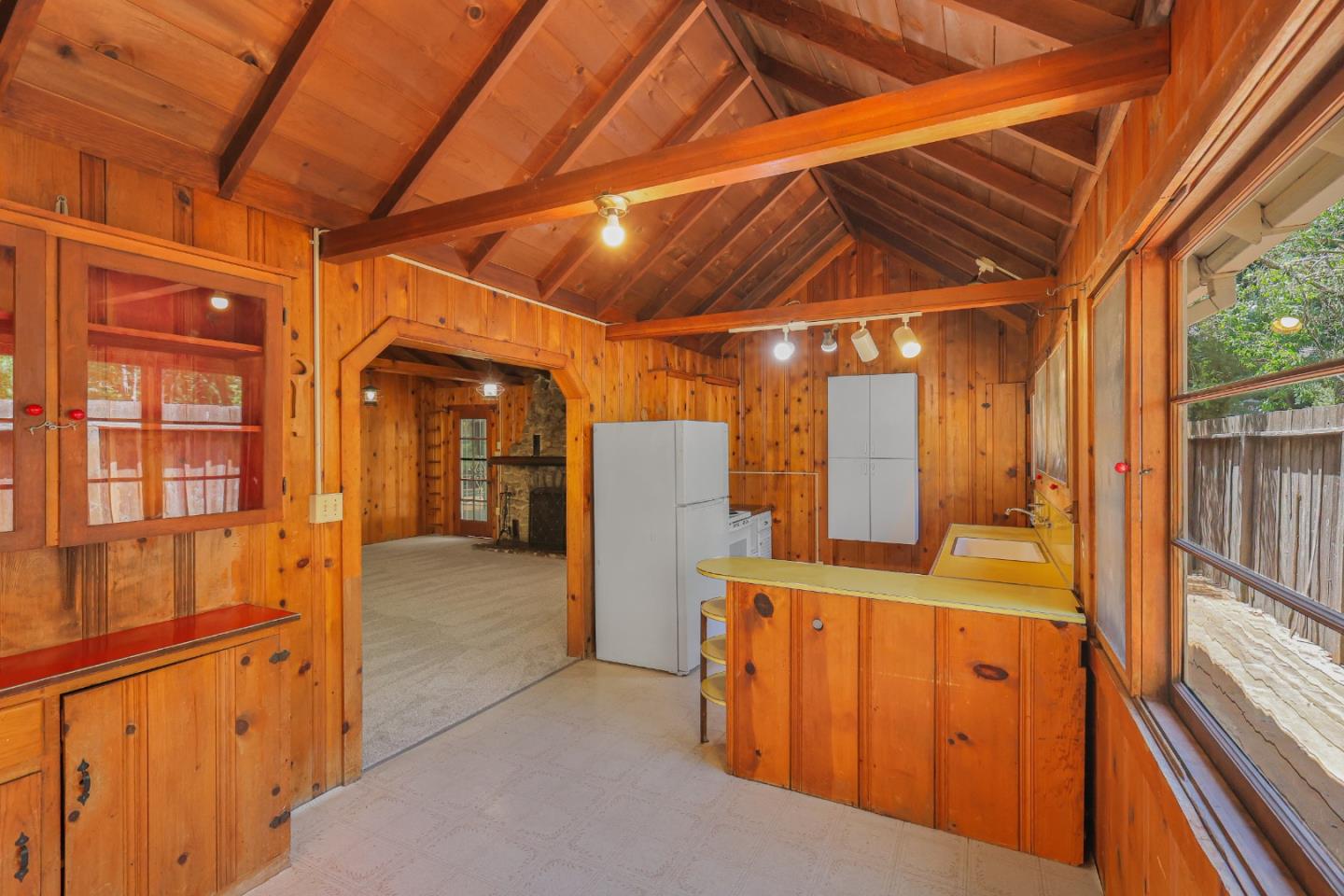 Detail Gallery Image 3 of 10 For 13264 Middleton Ave, Boulder Creek,  CA 95006 - 2 Beds | 1 Baths