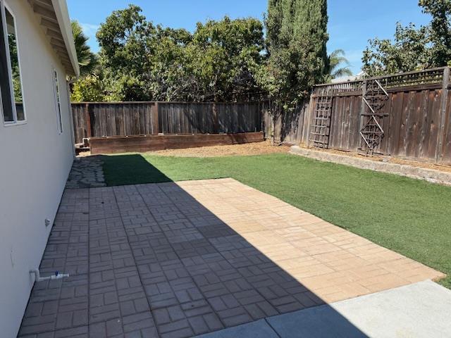Detail Gallery Image 13 of 16 For 2820 Beecher Ct, San Jose,  CA 95121 - 4 Beds | 2 Baths