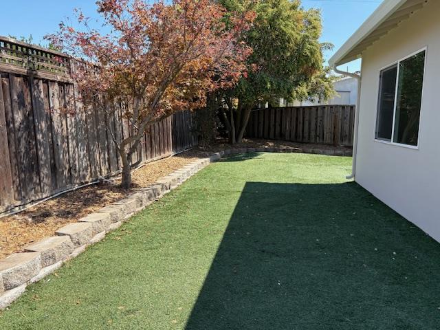 Detail Gallery Image 14 of 16 For 2820 Beecher Ct, San Jose,  CA 95121 - 4 Beds | 2 Baths