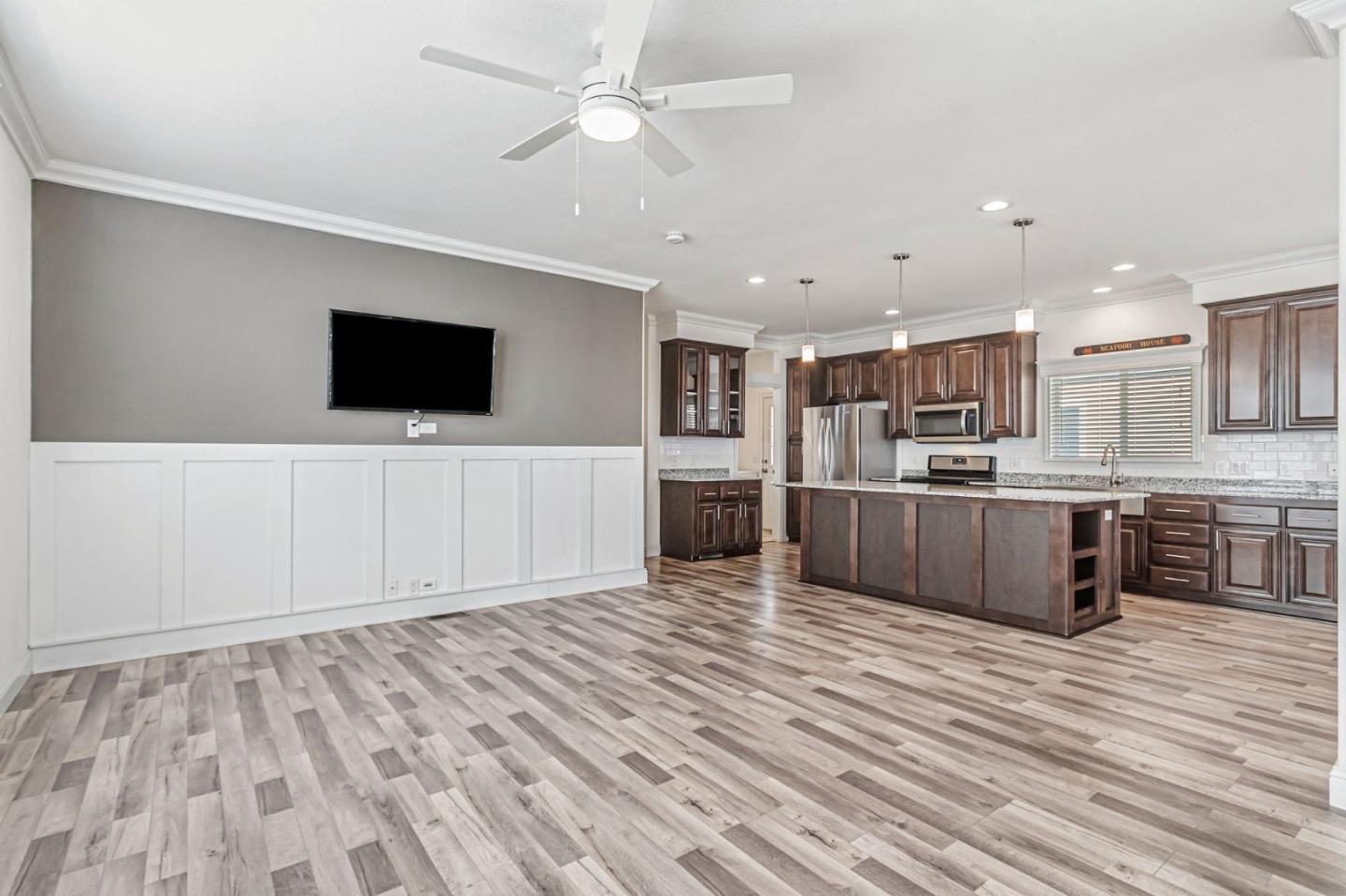 Detail Gallery Image 11 of 55 For 1220 Tasman Dr #128,  Sunnyvale,  CA 94089 - 3 Beds | 2 Baths