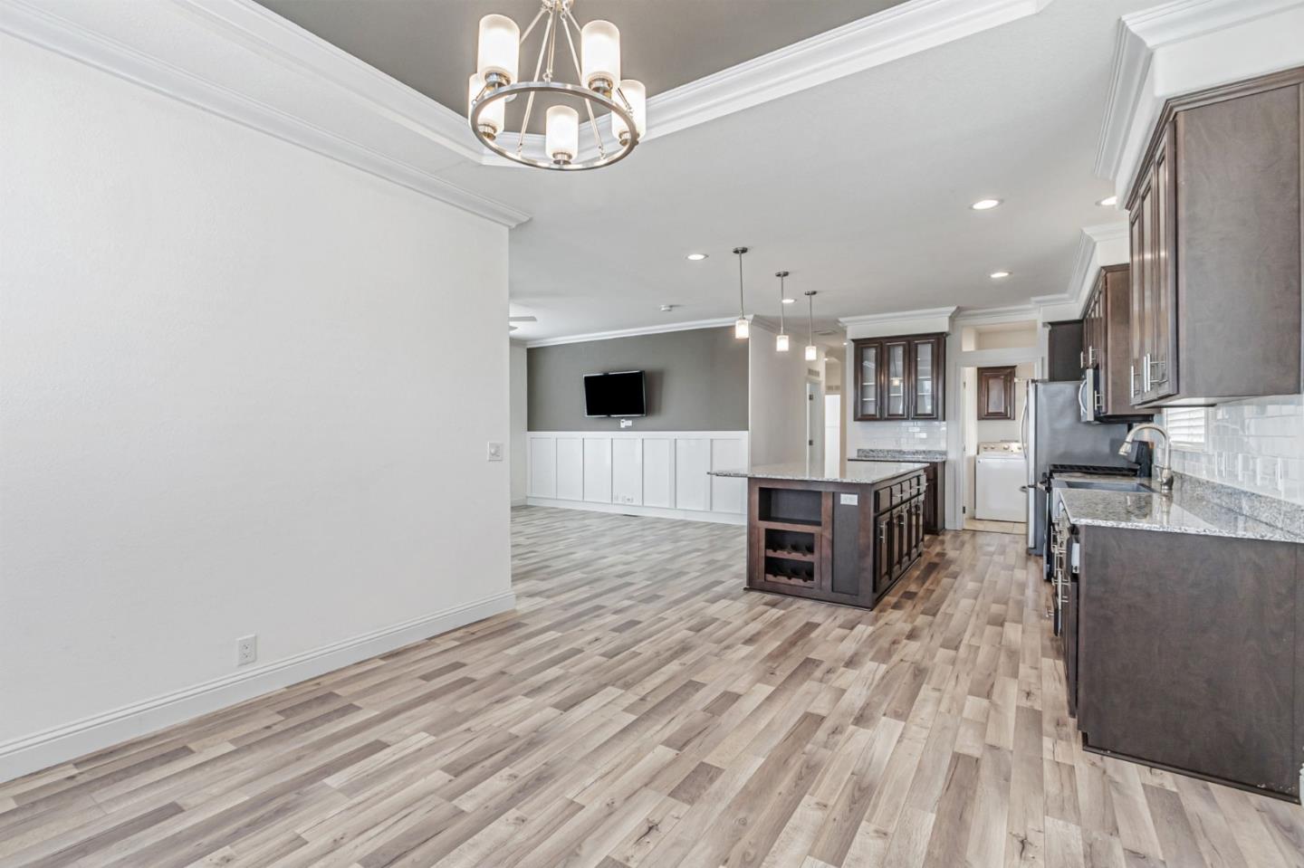 Detail Gallery Image 19 of 55 For 1220 Tasman Dr #128,  Sunnyvale,  CA 94089 - 3 Beds | 2 Baths