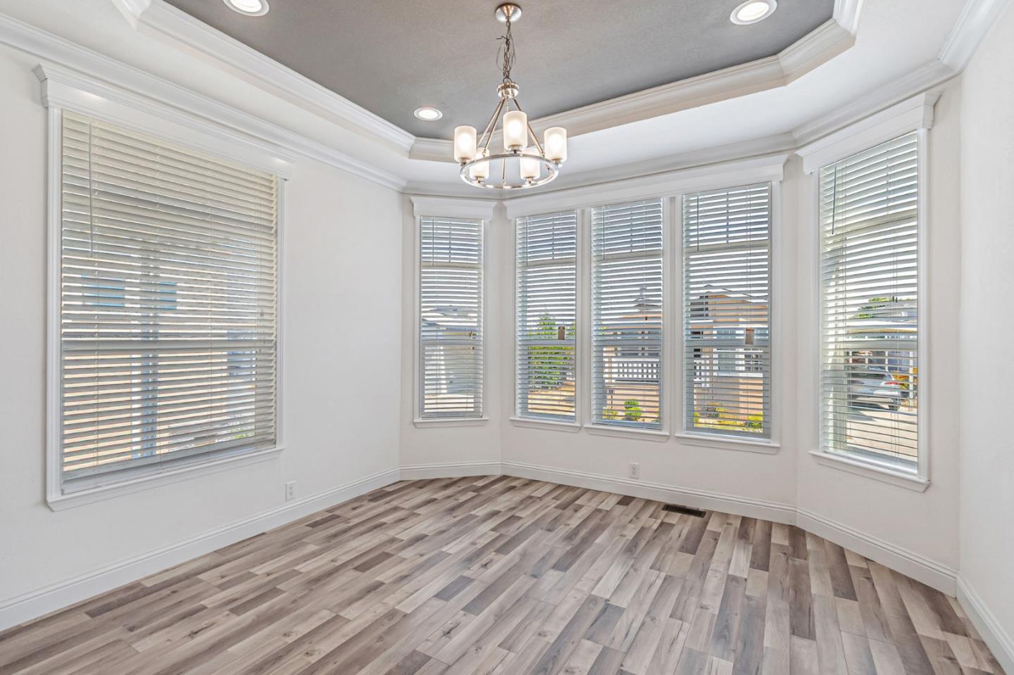 Detail Gallery Image 20 of 55 For 1220 Tasman Dr #128,  Sunnyvale,  CA 94089 - 3 Beds | 2 Baths