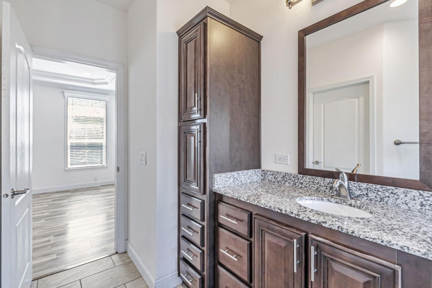 Detail Gallery Image 32 of 55 For 1220 Tasman Dr #128,  Sunnyvale,  CA 94089 - 3 Beds | 2 Baths