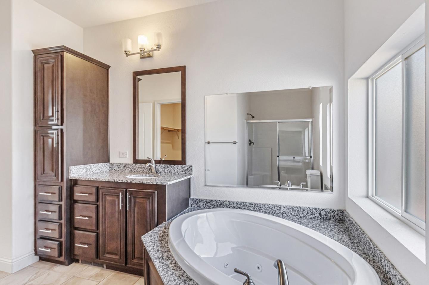 Detail Gallery Image 34 of 55 For 1220 Tasman Dr #128,  Sunnyvale,  CA 94089 - 3 Beds | 2 Baths