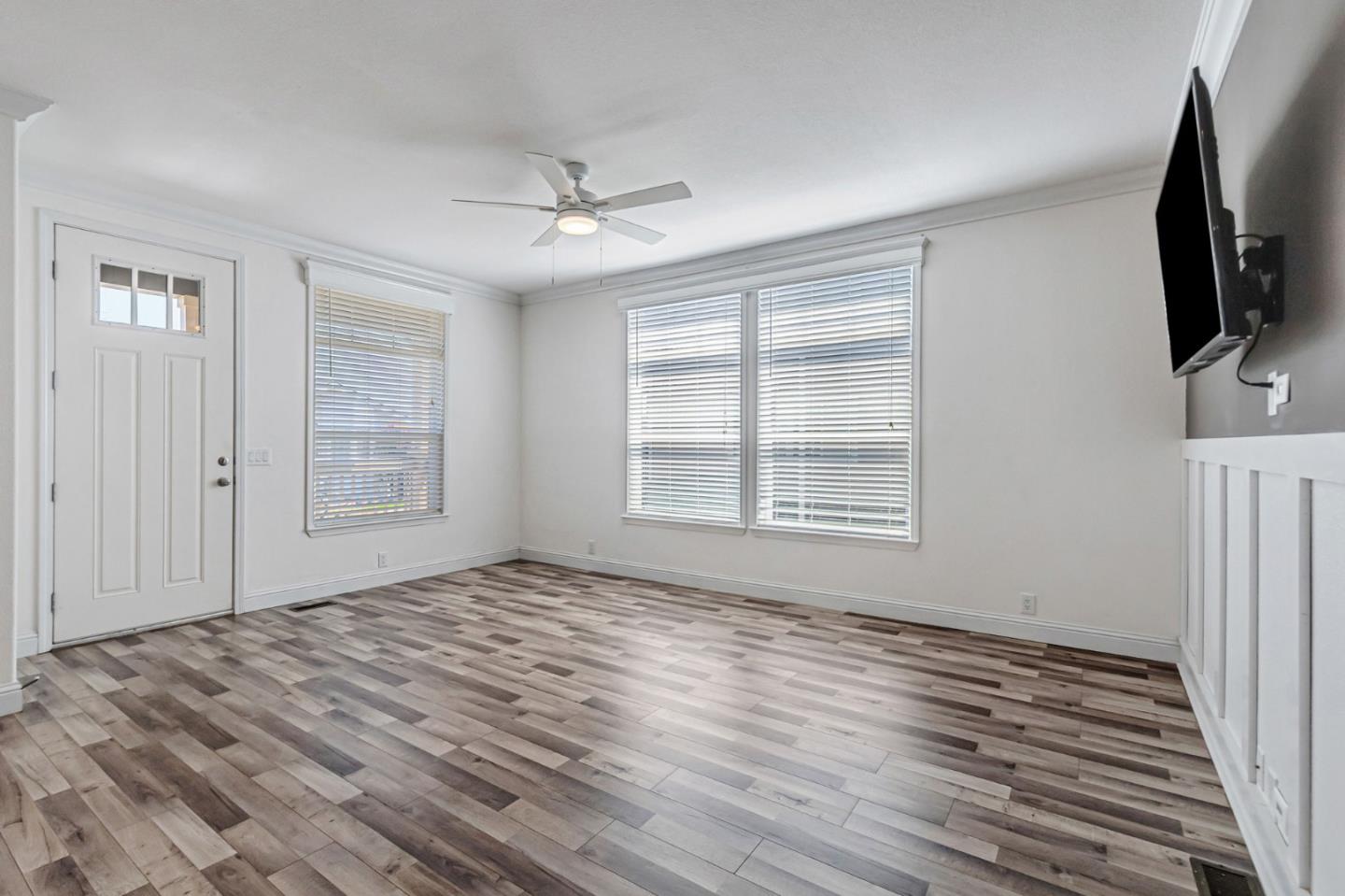 Detail Gallery Image 8 of 55 For 1220 Tasman Dr #128,  Sunnyvale,  CA 94089 - 3 Beds | 2 Baths
