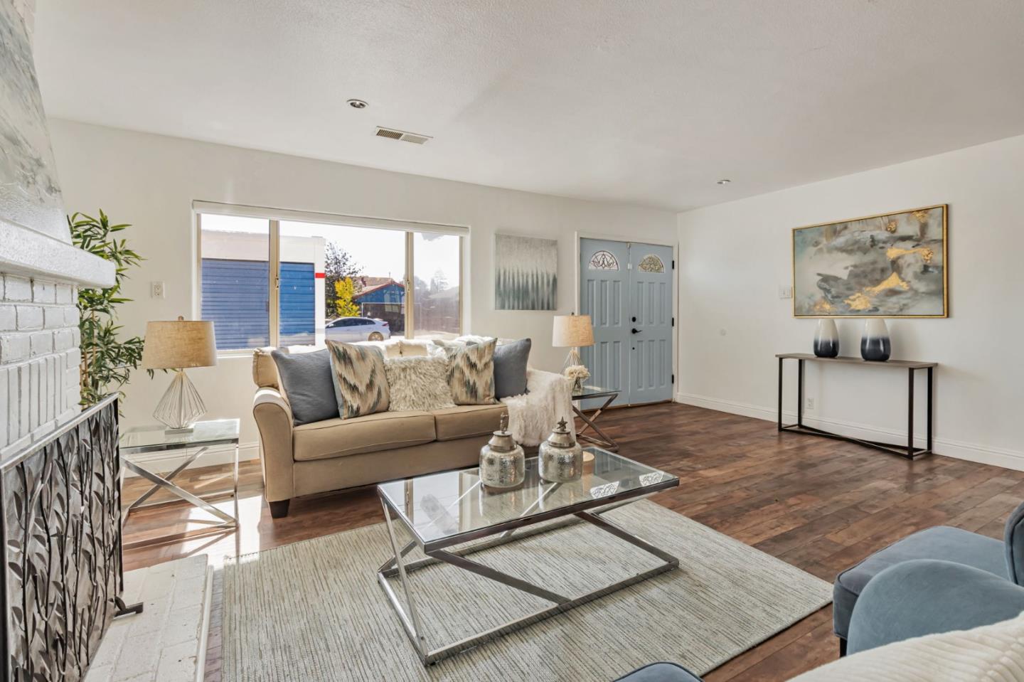 Detail Gallery Image 3 of 22 For 124 Cedar Ln, San Jose,  CA 95127 - 3 Beds | 2 Baths