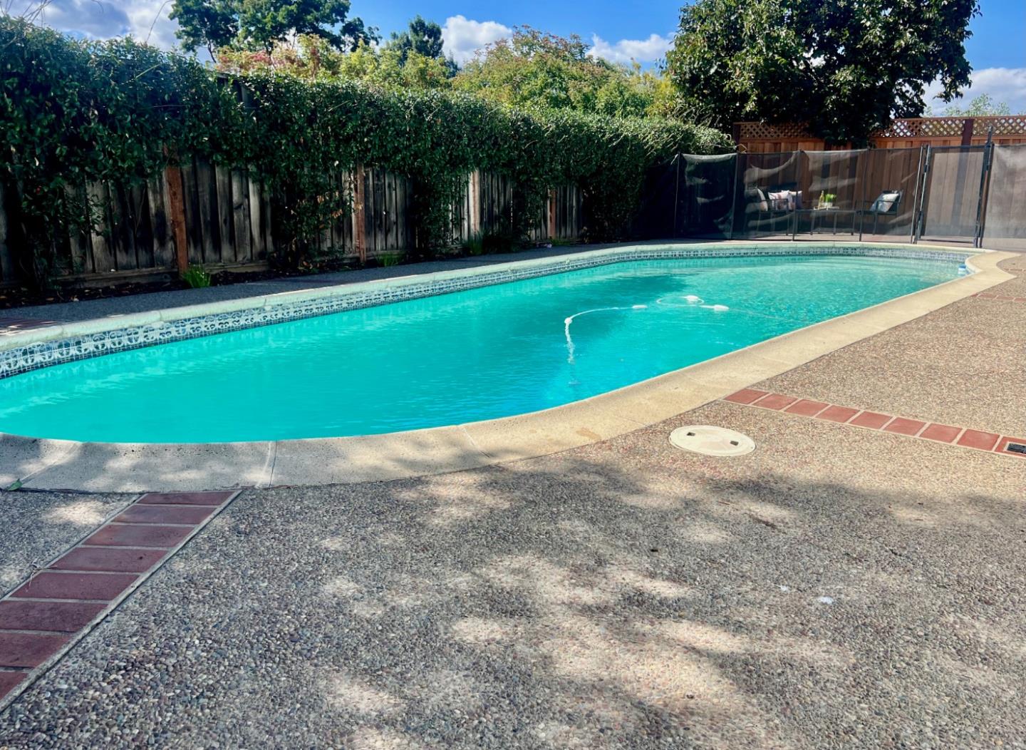 Detail Gallery Image 28 of 32 For 246 Castillon Way, San Jose,  CA 95119 - 4 Beds | 2 Baths