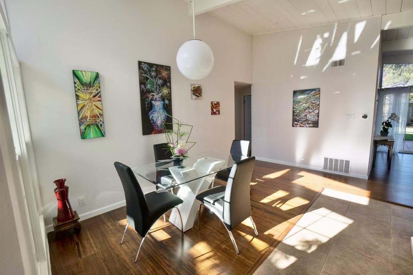 Detail Gallery Image 6 of 20 For 1351 Egret Dr, Sunnyvale,  CA 94087 - 4 Beds | 2/1 Baths