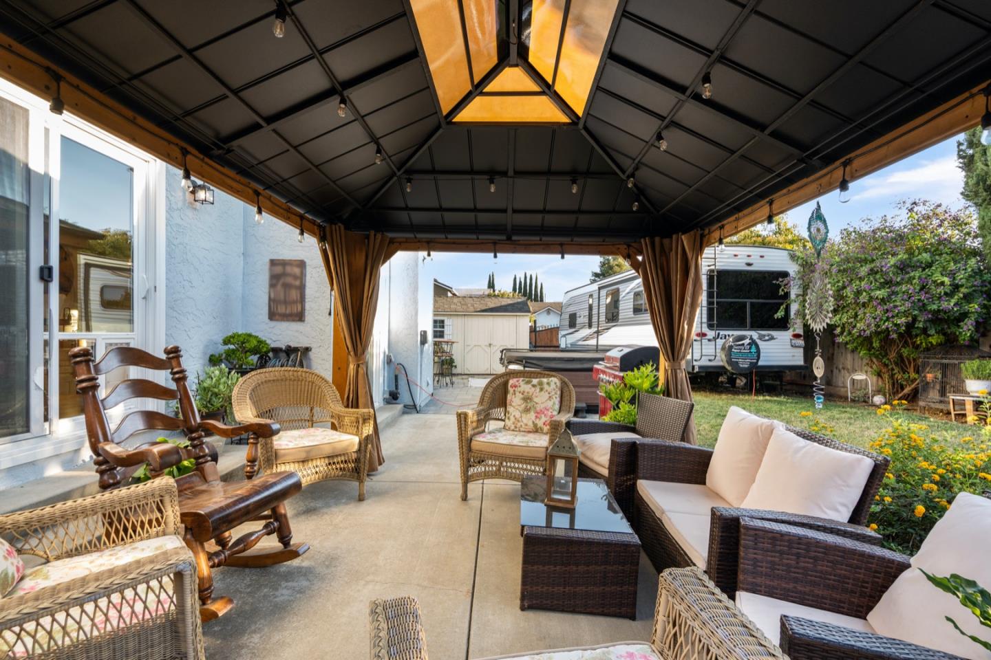 Detail Gallery Image 44 of 44 For 1090 Los Altos Dr, Hollister,  CA 95023 - 4 Beds | 2/1 Baths