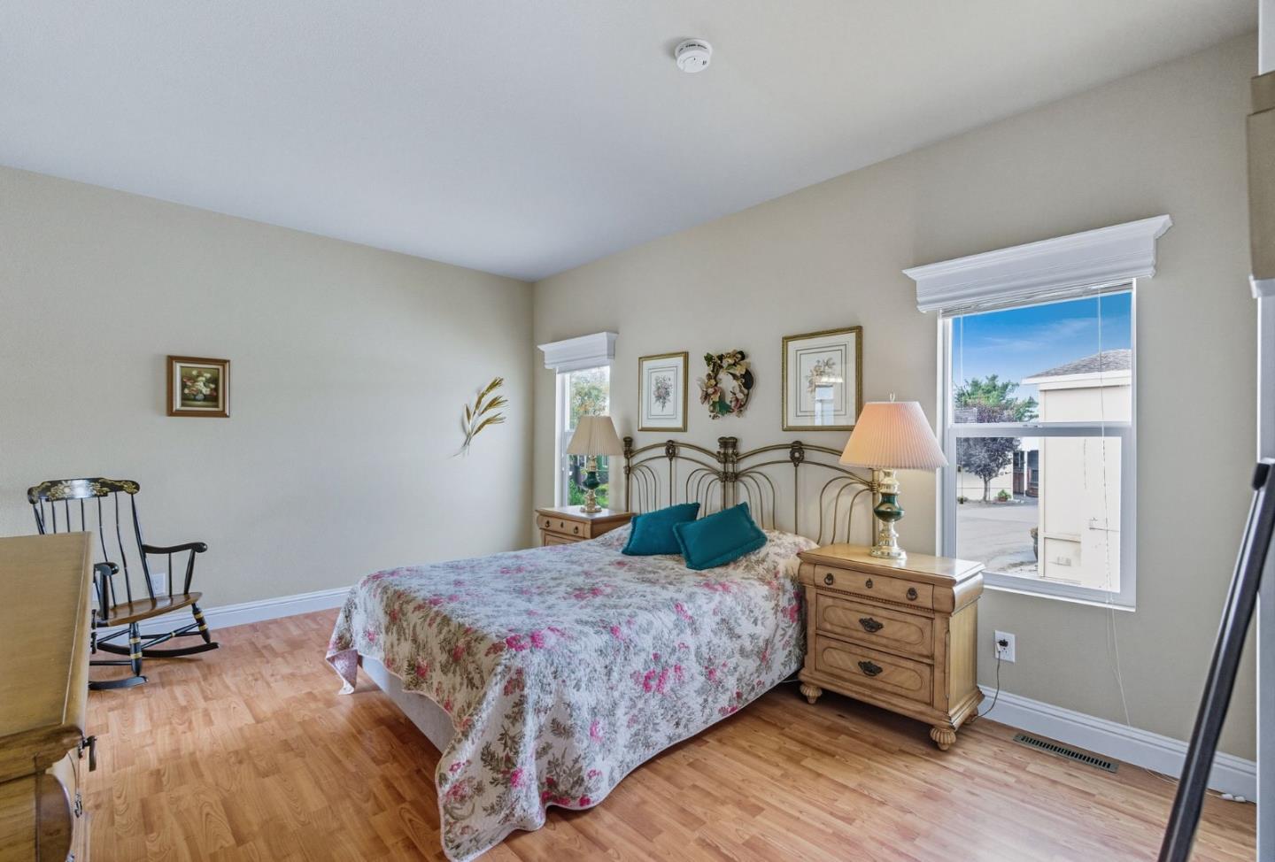 Detail Gallery Image 10 of 14 For 84 Creekside #84,  Half Moon Bay,  CA 94019 - 3 Beds | 2 Baths