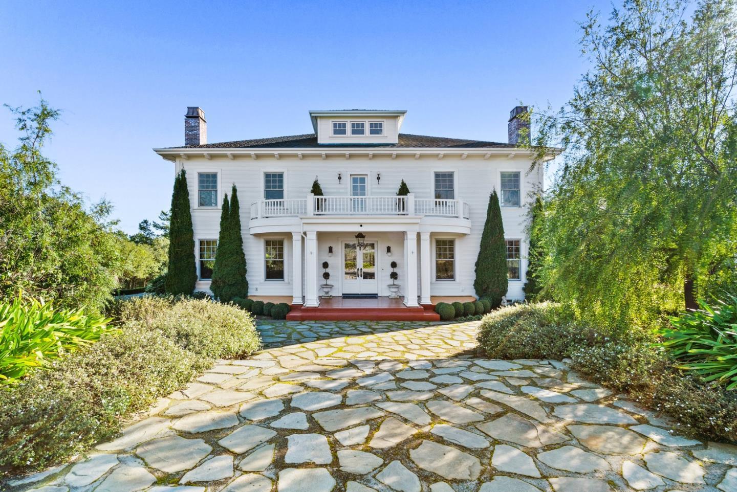 Detail Gallery Image 16 of 95 For 155 Scarlet Ct, Watsonville,  CA 95076 - 4 Beds | 3/1 Baths