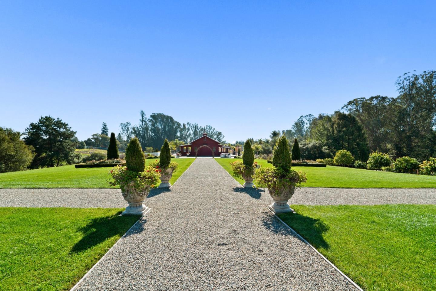 Detail Gallery Image 69 of 95 For 155 Scarlet Ct, Watsonville,  CA 95076 - 4 Beds | 3/1 Baths