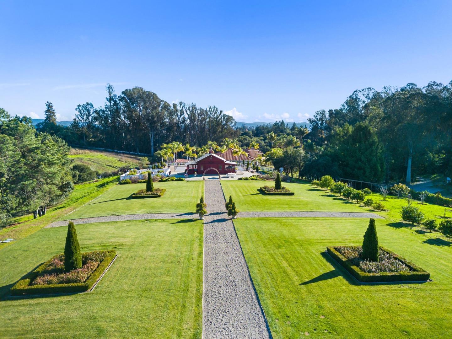 Detail Gallery Image 70 of 95 For 155 Scarlet Ct, Watsonville,  CA 95076 - 4 Beds | 3/1 Baths