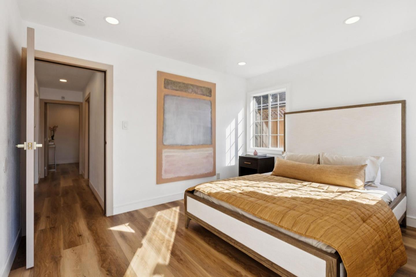 Detail Gallery Image 12 of 27 For 1257 Laurel Ave, East Palo Alto,  CA 94303 - 3 Beds | 2 Baths