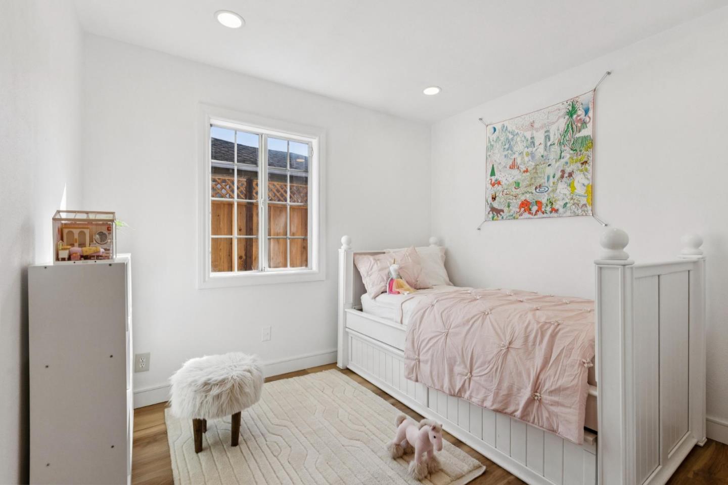 Detail Gallery Image 18 of 27 For 1257 Laurel Ave, East Palo Alto,  CA 94303 - 3 Beds | 2 Baths