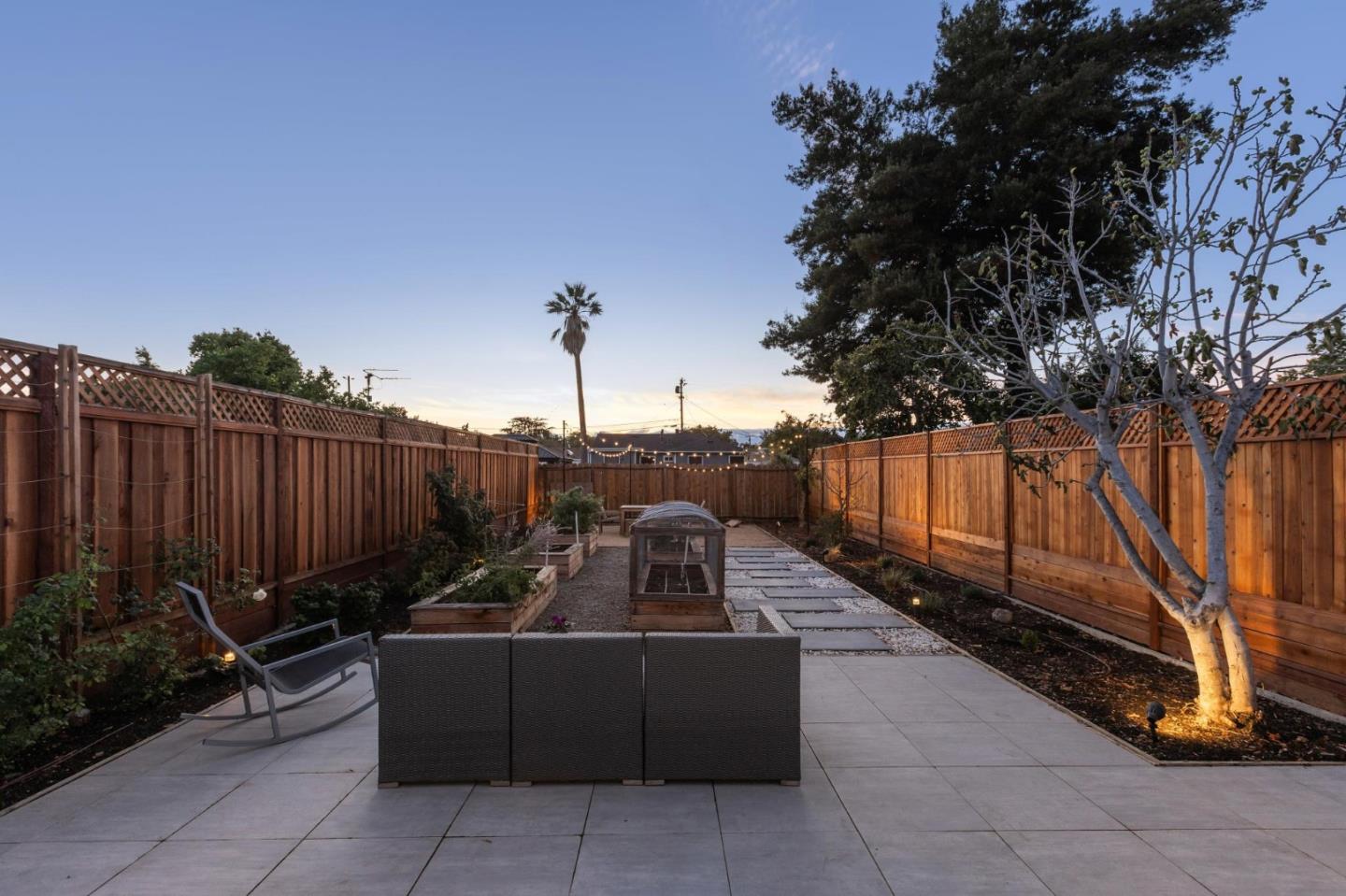 Detail Gallery Image 21 of 27 For 1257 Laurel Ave, East Palo Alto,  CA 94303 - 3 Beds | 2 Baths