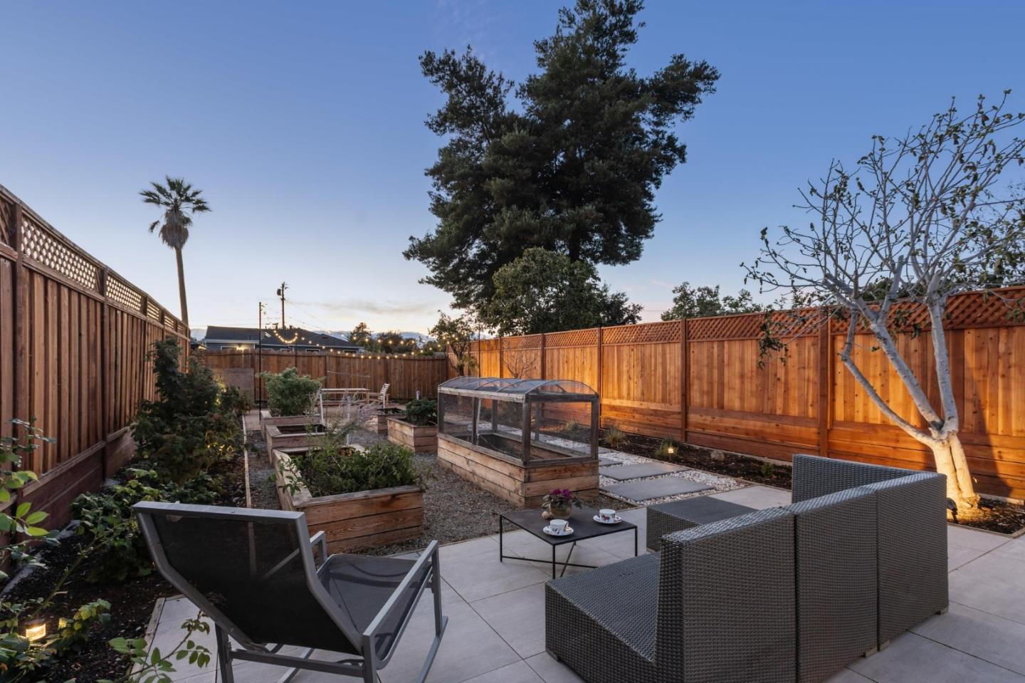 Detail Gallery Image 23 of 27 For 1257 Laurel Ave, East Palo Alto,  CA 94303 - 3 Beds | 2 Baths