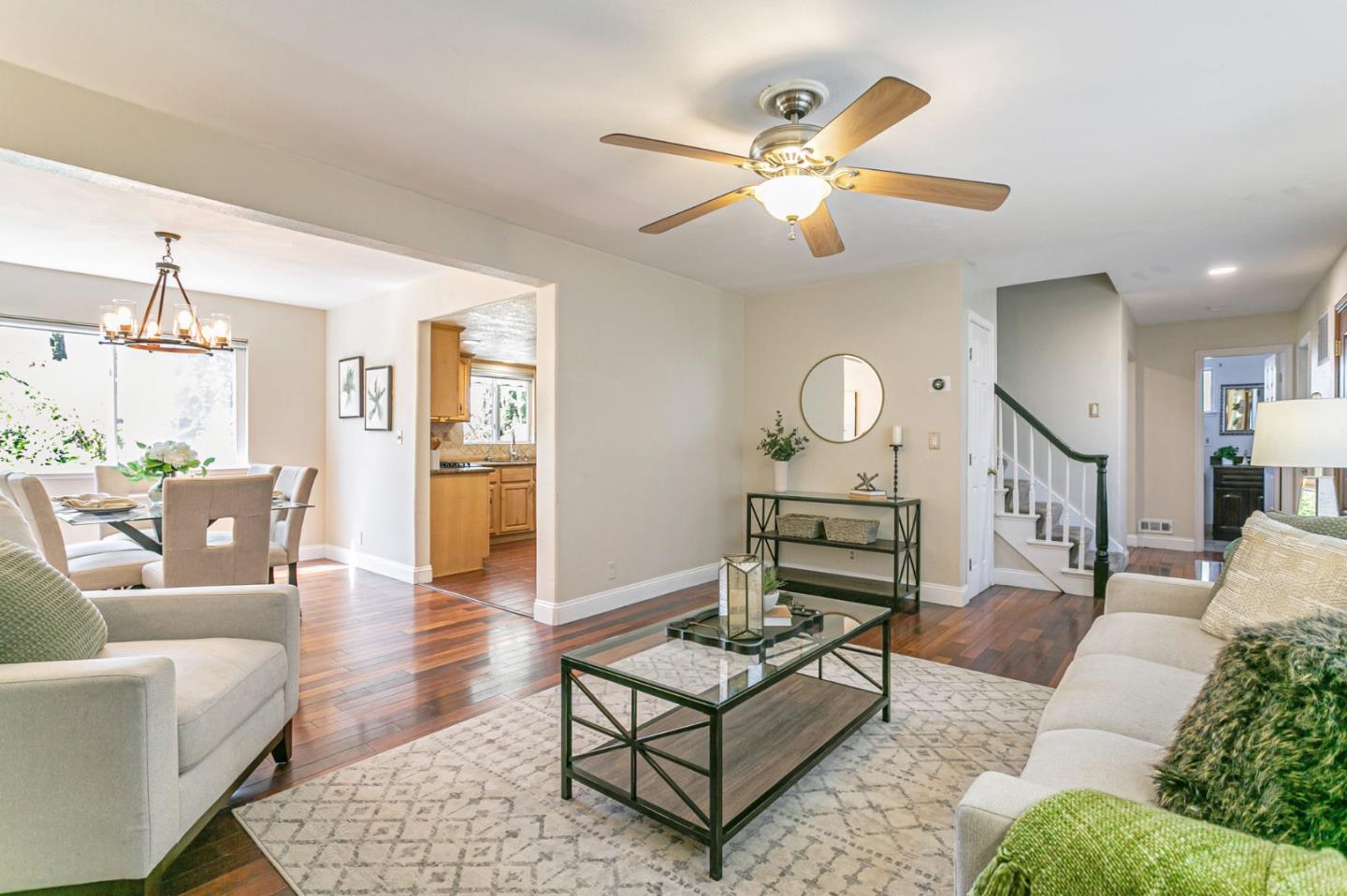 Detail Gallery Image 11 of 39 For 1299 Fallen Leaf Dr, Milpitas,  CA 95035 - 4 Beds | 2/1 Baths