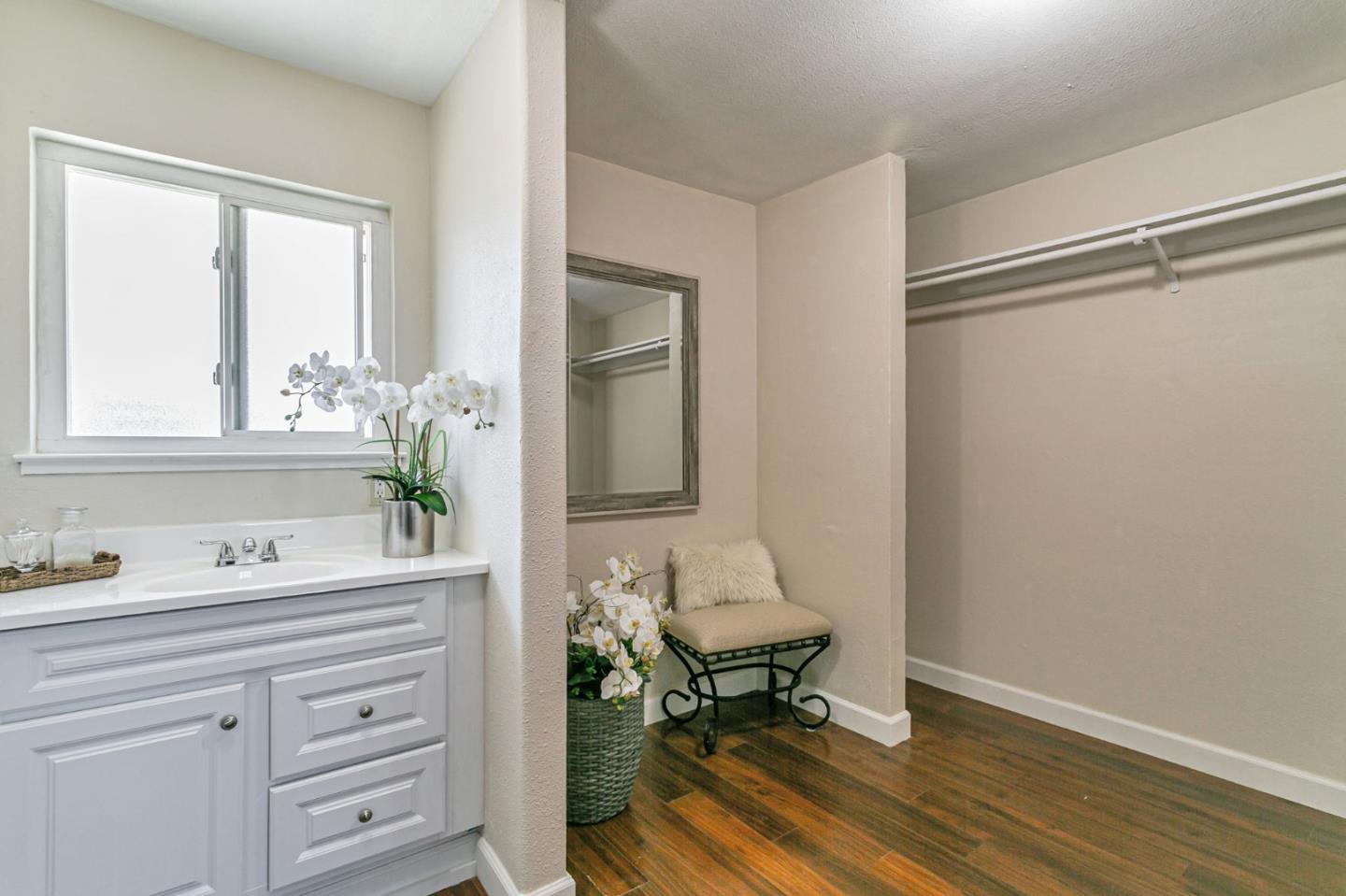 Detail Gallery Image 31 of 39 For 1299 Fallen Leaf Dr, Milpitas,  CA 95035 - 4 Beds | 2/1 Baths