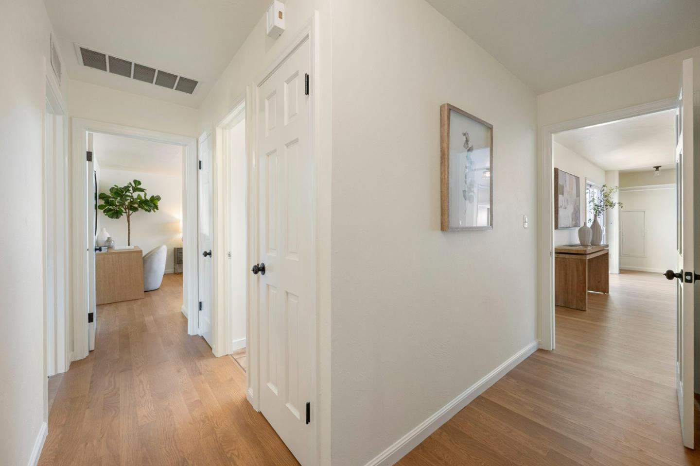 Detail Gallery Image 16 of 27 For 1117 Truman St, Redwood City,  CA 94061 - 3 Beds | 2 Baths