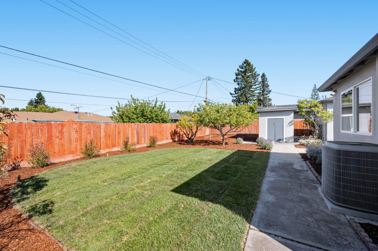 Detail Gallery Image 24 of 27 For 1117 Truman St, Redwood City,  CA 94061 - 3 Beds | 2 Baths