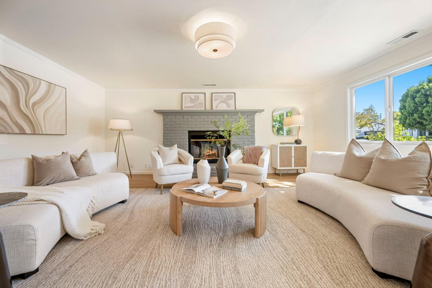 Detail Gallery Image 4 of 27 For 1117 Truman St, Redwood City,  CA 94061 - 3 Beds | 2 Baths
