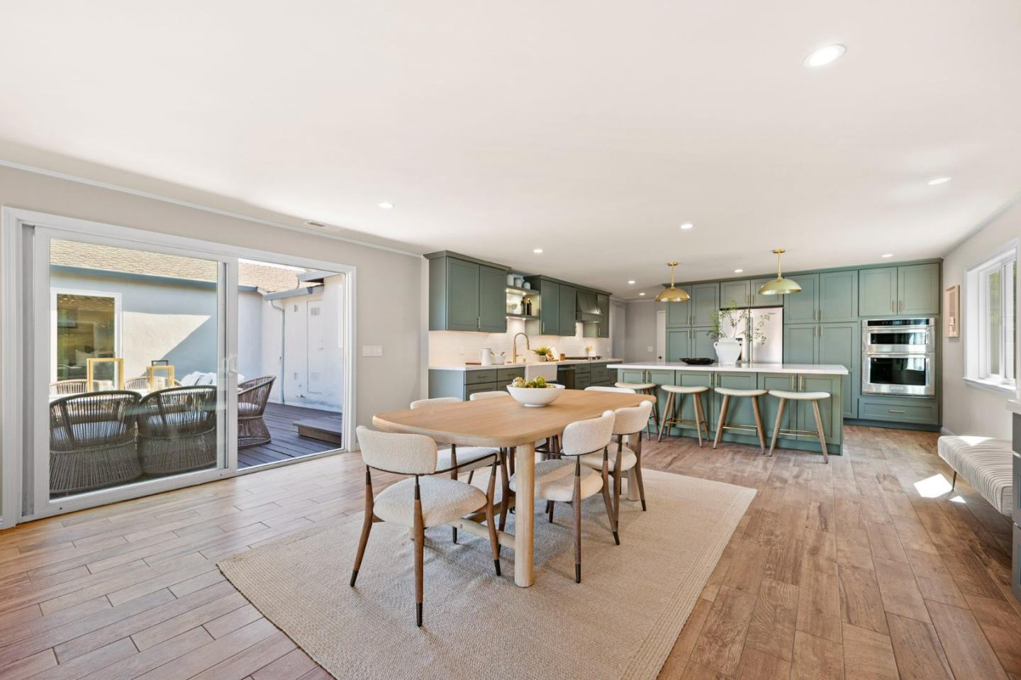 Detail Gallery Image 9 of 27 For 1117 Truman St, Redwood City,  CA 94061 - 3 Beds | 2 Baths