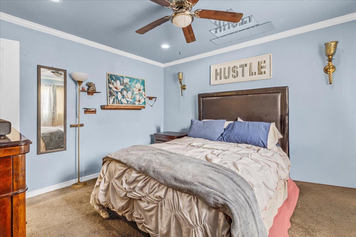 Detail Gallery Image 14 of 22 For 730 Los Coches Ave, Salinas,  CA 93906 - 3 Beds | 1/1 Baths
