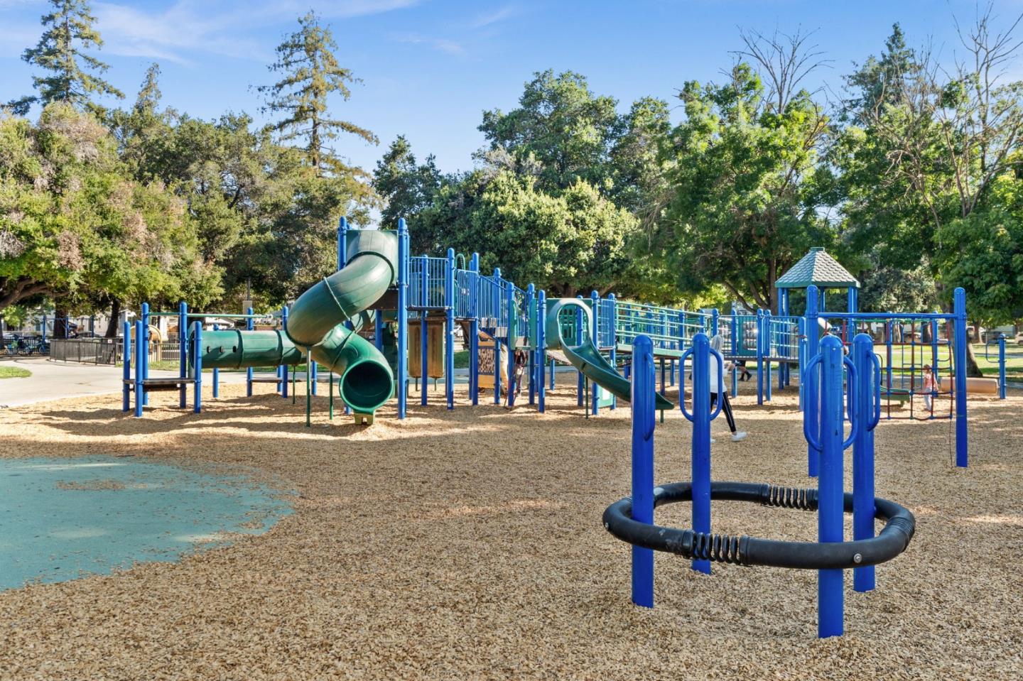Detail Gallery Image 35 of 42 For 910 Pine Ave, San Jose,  CA 95125 - 2 Beds | 1 Baths