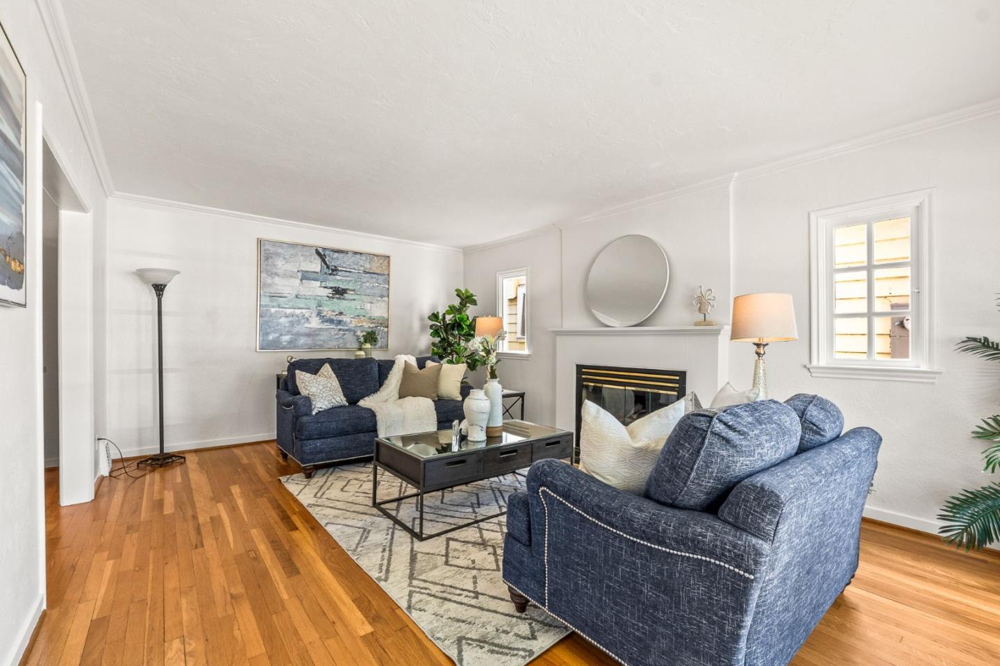Detail Gallery Image 5 of 42 For 910 Pine Ave, San Jose,  CA 95125 - 2 Beds | 1 Baths