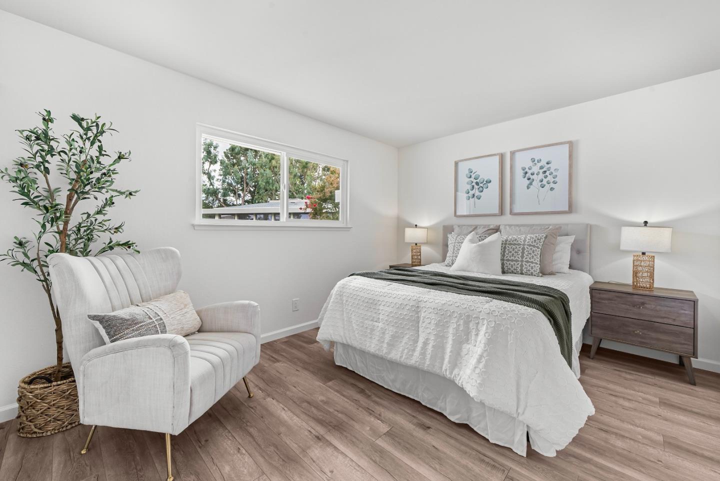 Detail Gallery Image 13 of 41 For 10359 Mary Ave, Cupertino,  CA 95014 - 2 Beds | 1/1 Baths
