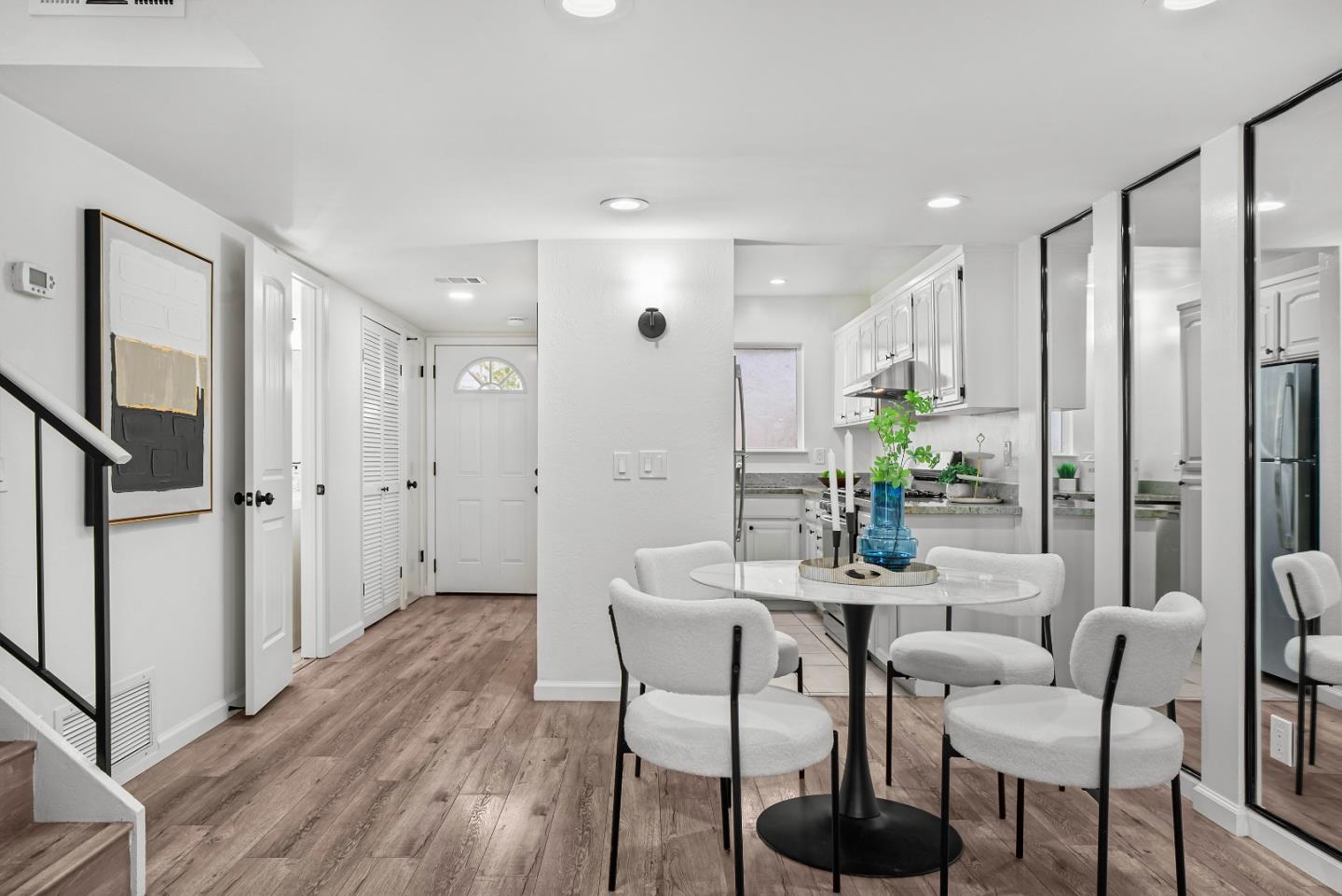 Detail Gallery Image 7 of 41 For 10359 Mary Ave, Cupertino,  CA 95014 - 2 Beds | 1/1 Baths