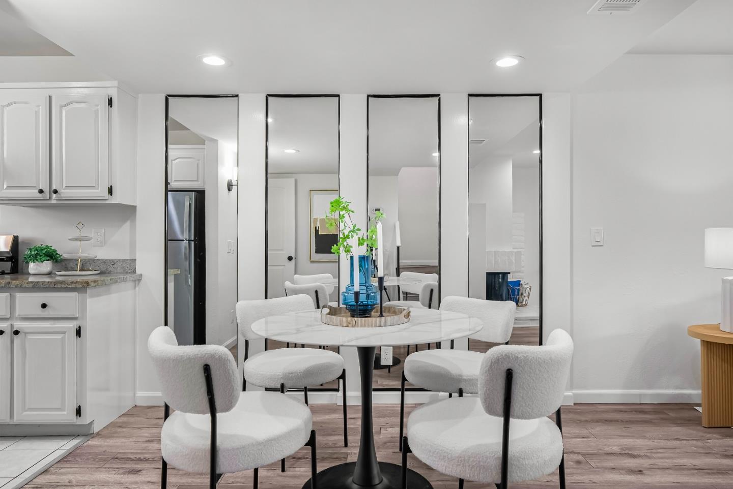 Detail Gallery Image 8 of 41 For 10359 Mary Ave, Cupertino,  CA 95014 - 2 Beds | 1/1 Baths