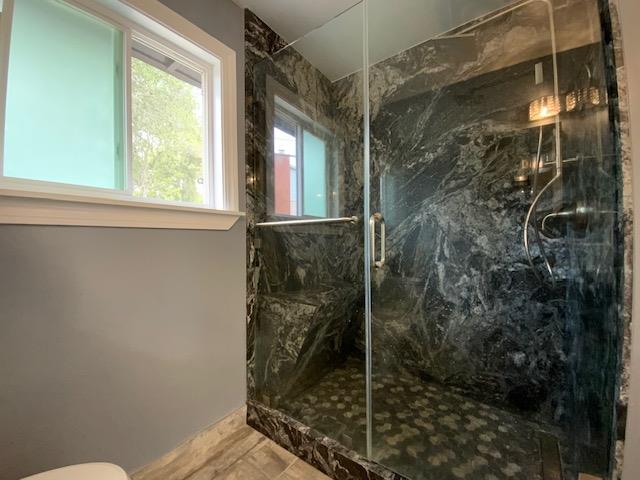 Detail Gallery Image 13 of 13 For 3910 Oak Hill Rd, Oakland,  CA 94605 - 3 Beds | 2 Baths
