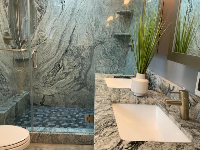 Detail Gallery Image 8 of 13 For 3910 Oak Hill Rd, Oakland,  CA 94605 - 3 Beds | 2 Baths