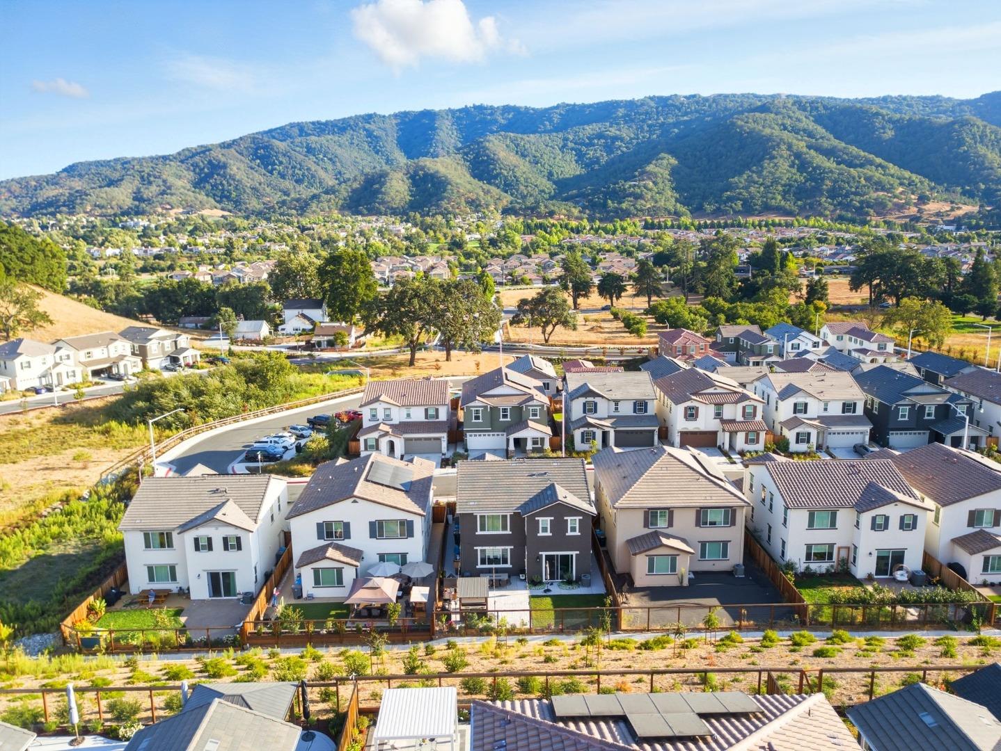 Detail Gallery Image 41 of 46 For 2520 Pasture St, Gilroy,  CA 95020 - 5 Beds | 3/1 Baths