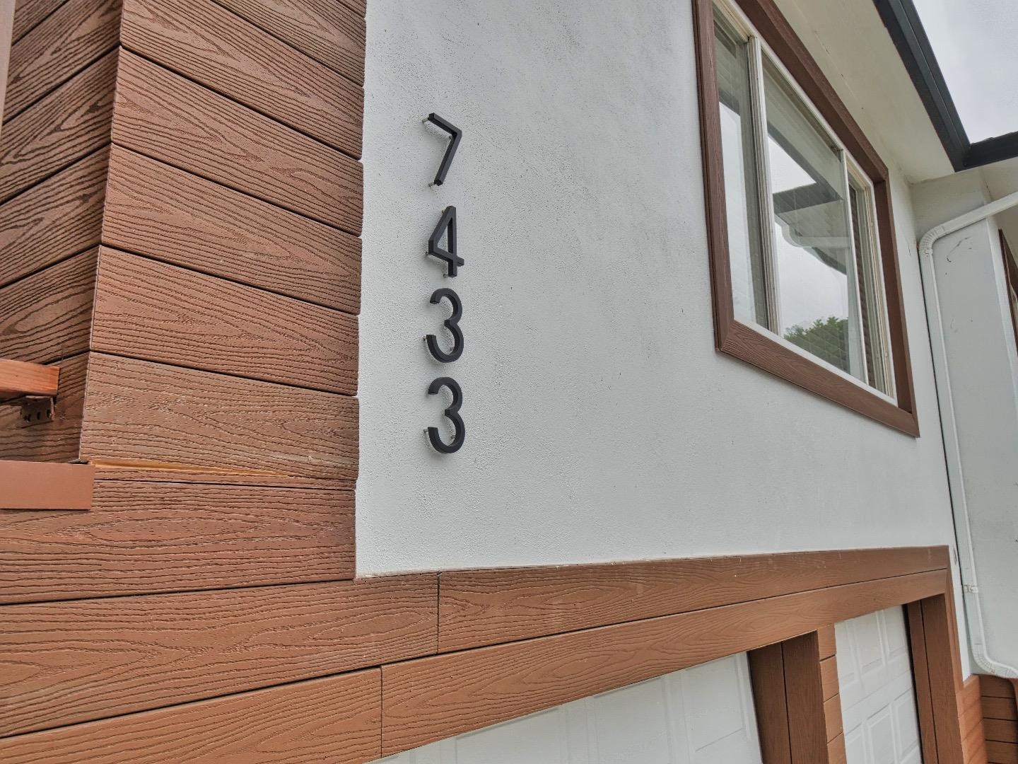 Detail Gallery Image 4 of 60 For 7433 Moeser Ln, El Cerrito,  CA 94530 - 4 Beds | 3 Baths