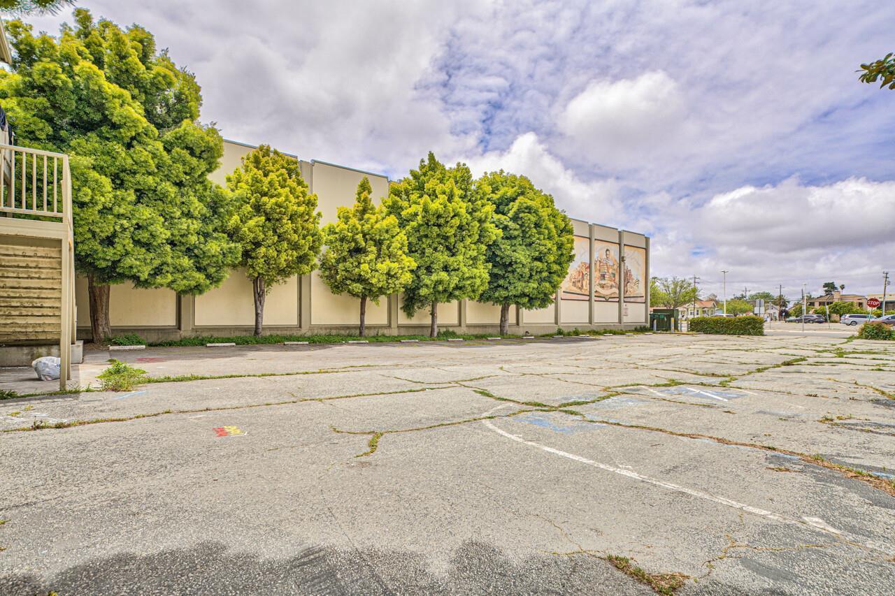 Detail Gallery Image 7 of 49 For 123 W Alisal St, Salinas,  CA 93901 - – Beds | – Baths