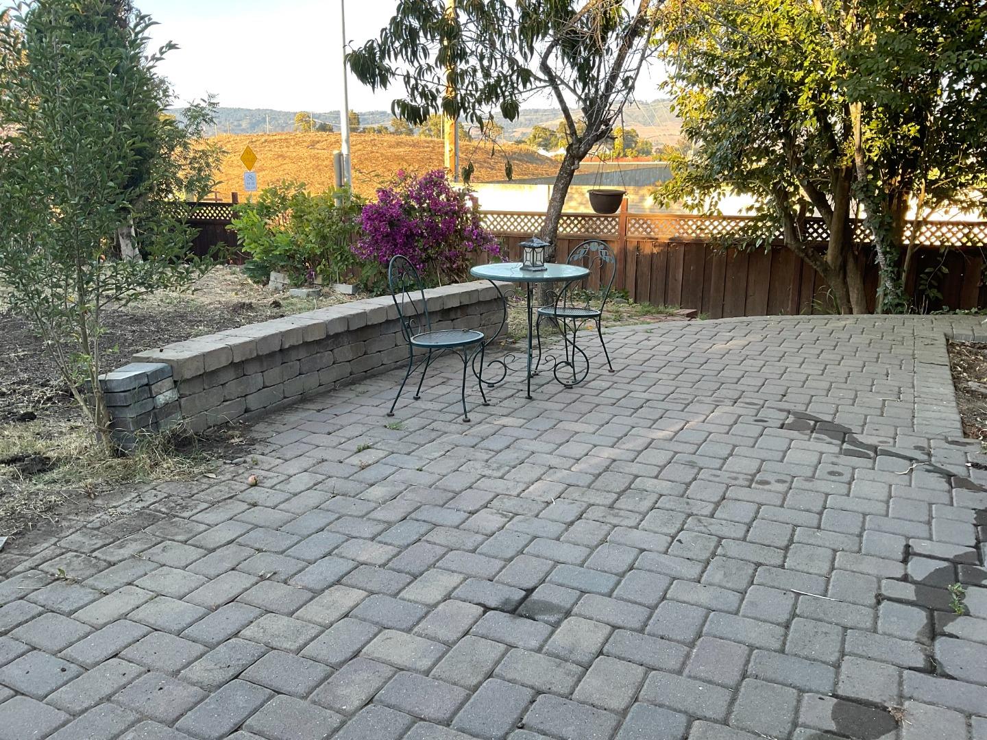 Detail Gallery Image 12 of 18 For 1201 Brewington Ave, Watsonville,  CA 95076 - 3 Beds | 2/1 Baths