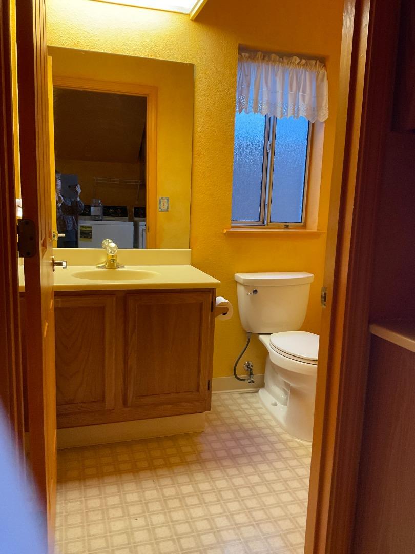 Detail Gallery Image 13 of 18 For 1201 Brewington Ave, Watsonville,  CA 95076 - 3 Beds | 2/1 Baths