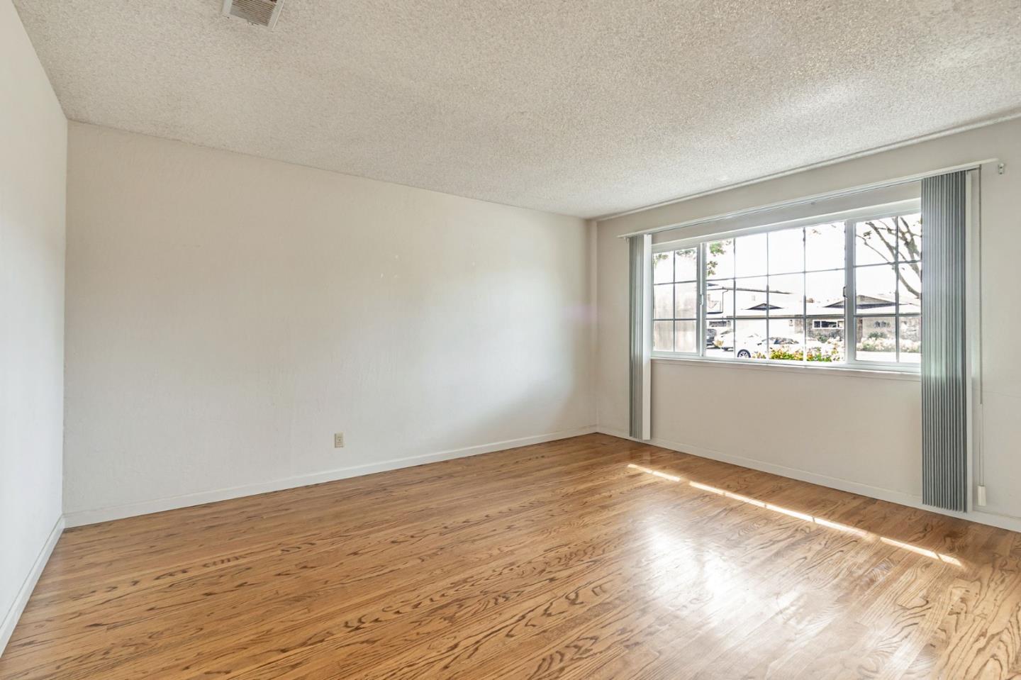 Detail Gallery Image 7 of 32 For 4776 Minas Dr, San Jose,  CA 95136 - 3 Beds | 2 Baths