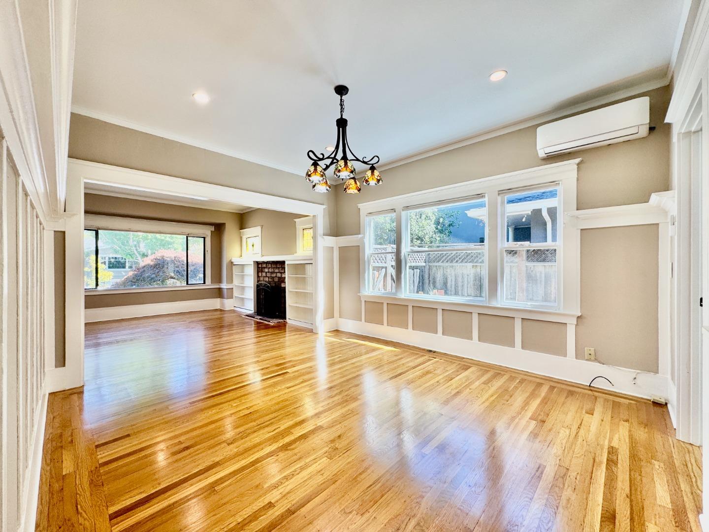 Detail Gallery Image 17 of 47 For 809 Bayswater Ave, Burlingame,  CA 94010 - 2 Beds | 2 Baths