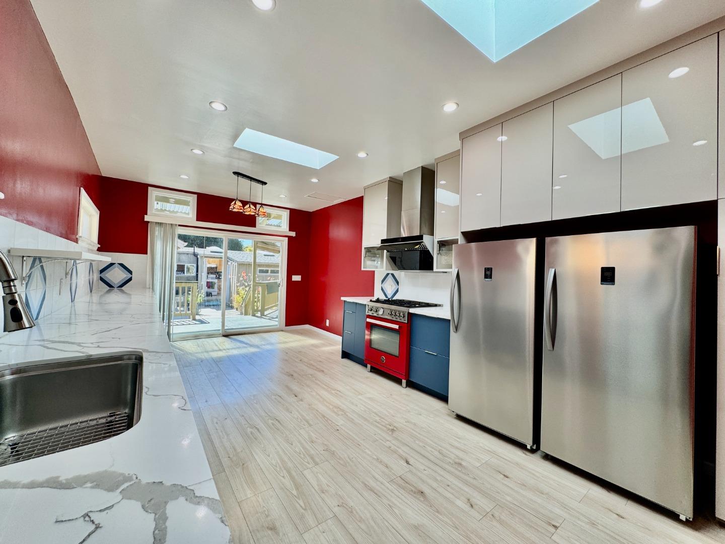 Detail Gallery Image 20 of 47 For 809 Bayswater Ave, Burlingame,  CA 94010 - 2 Beds | 2 Baths
