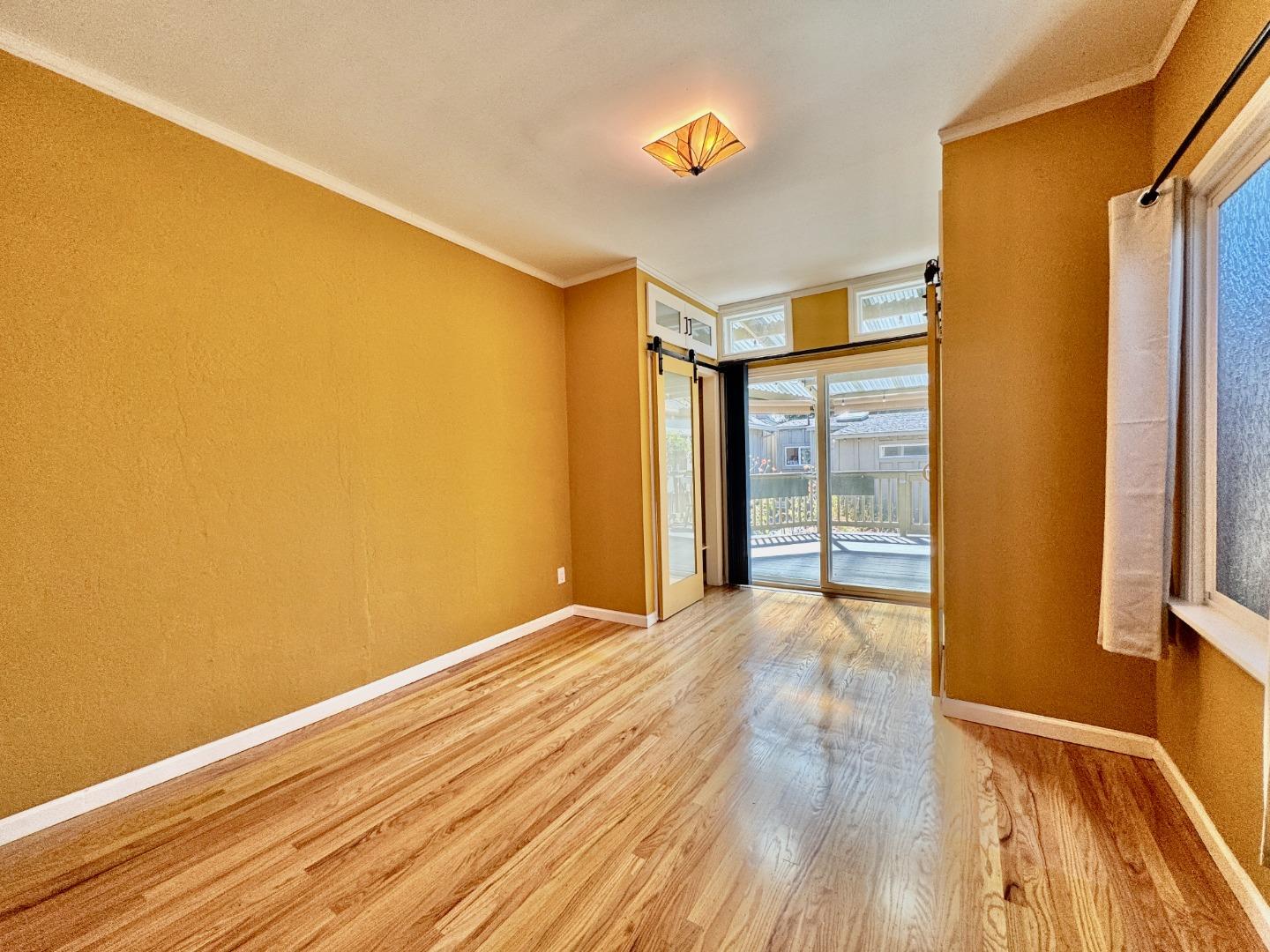Detail Gallery Image 31 of 47 For 809 Bayswater Ave, Burlingame,  CA 94010 - 2 Beds | 2 Baths