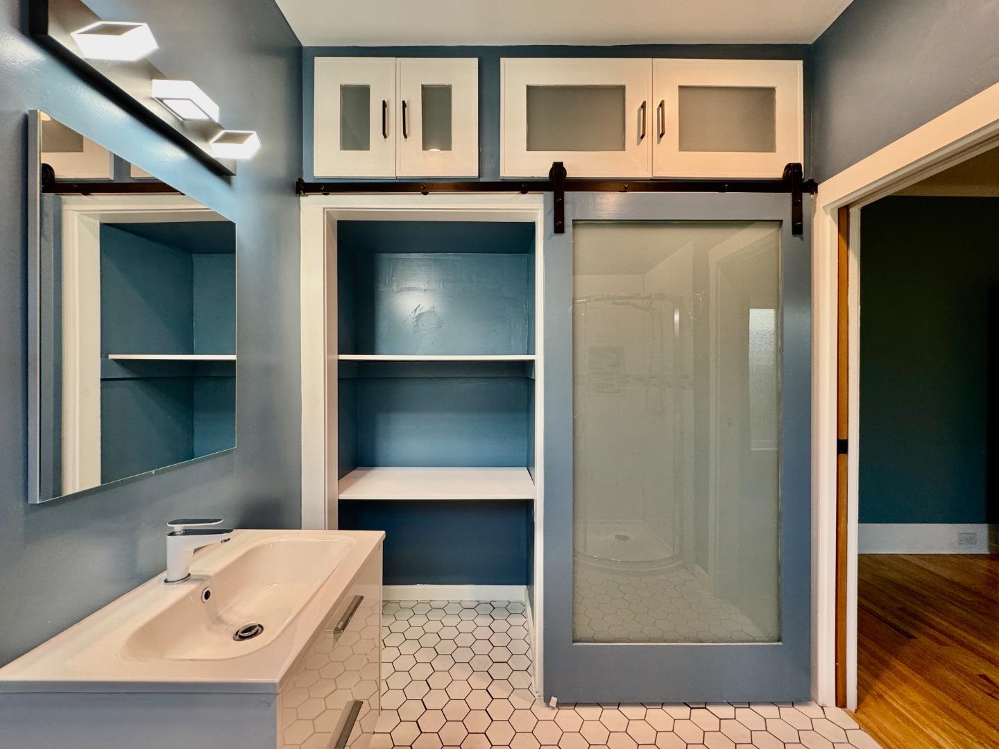 Detail Gallery Image 42 of 47 For 809 Bayswater Ave, Burlingame,  CA 94010 - 2 Beds | 2 Baths