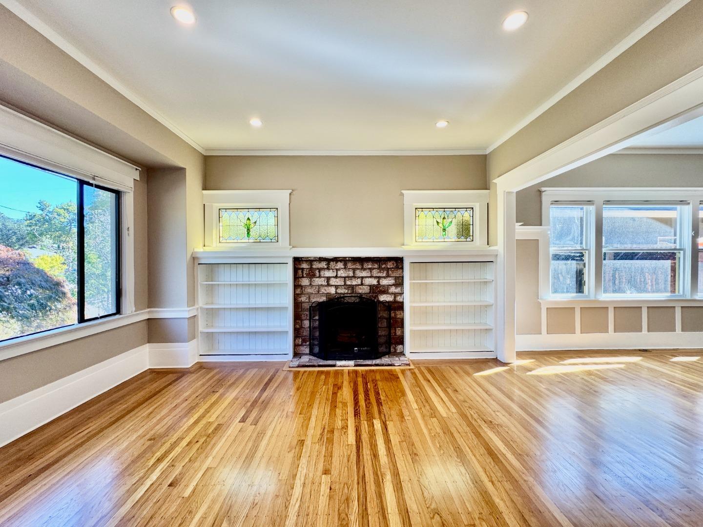 Detail Gallery Image 7 of 47 For 809 Bayswater Ave, Burlingame,  CA 94010 - 2 Beds | 2 Baths